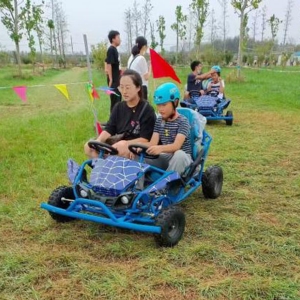 越野卡丁車